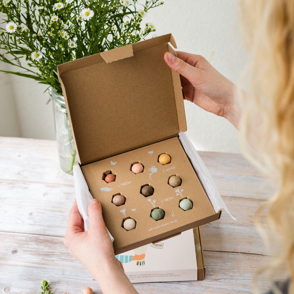Moederdag Gift Box Medium "Mama" met 9 Zaadbommetjes